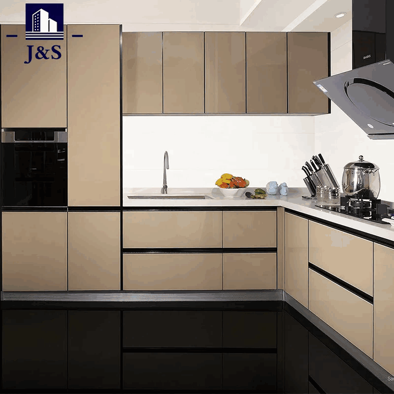 Как выбрать и поддерживать серую кухонную фурнитуру для оптимальной работы кухни?